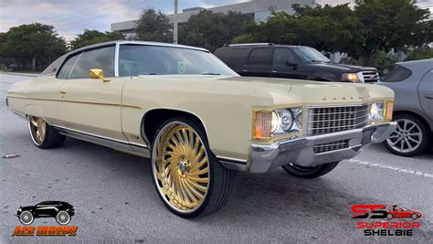 1971 Chevrolet Impala on 26s Is One Dope Donk That Touches on the Bling ...