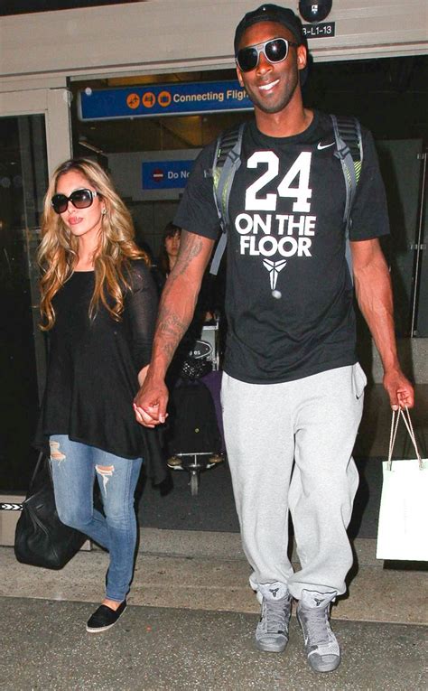 Vanessa Bryant Pregnant With Third Child, See Kobe's Wife's Adorable ...