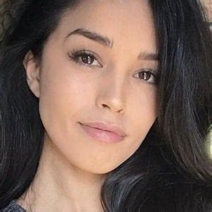 Valkyrae - Age, Family, Bio | Famous Birthdays