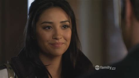 PLL 2.02 - The Goodbye Look - Emily Fields Image (23244697) - Fanpop