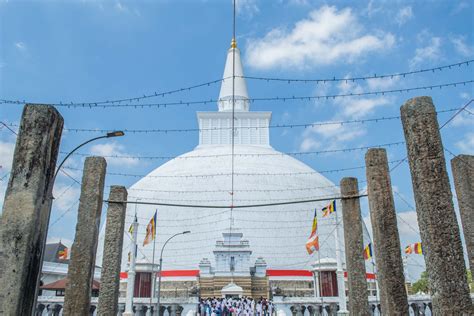 Anuradhapura Sri Lanka | Travel Tips To Visit The Great Sacred City