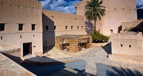 Forts of Oman Full Day Private Tour - Muscat | Project Expedition