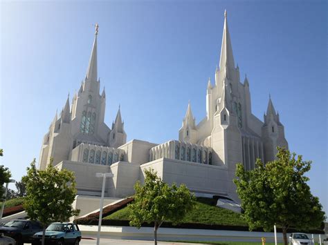 San Diego LDS Temple. So gorgeous!