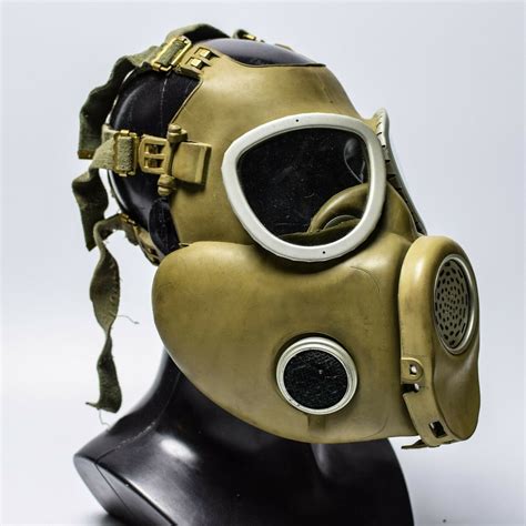 Gas Masks Genuine Polish Army Surplus NOS MP4 Respiratory Gas Mask NBC ...