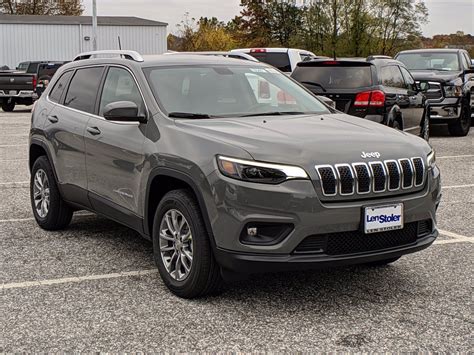 New 2020 JEEP Cherokee Latitude Plus 4×4 Sport Utility