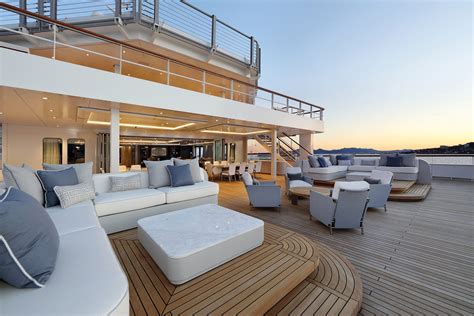 Yacht ANDROMEDA, Kleven | CHARTERWORLD Luxury Superyacht Charters