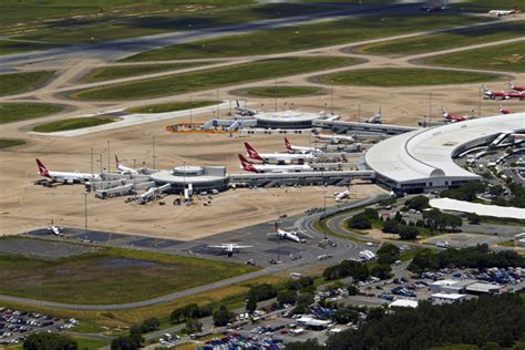 Brisbane Airport Terminal - Picture Tour - Brisbane Australia