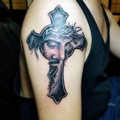 Resultado de imagem para tatuagem yeshua e a cruz | Tatuagem, Tatuagem de mãos rezando, Tattoo ...