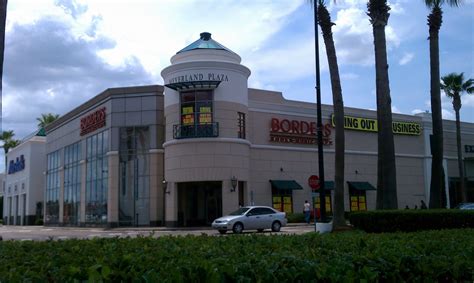 The Louisiana and Texas Retail Blogspot: Borders Meyerland Plaza Houston