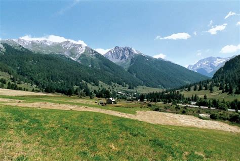 Queyras | Alpine, Nature Reserve, Hiking | Britannica