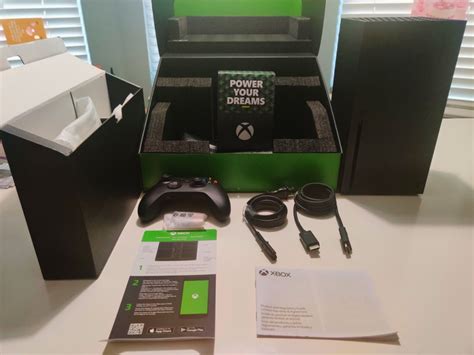 Xbox Series X Unboxing - We Go Old School and Take Snapshots, Not Video ...