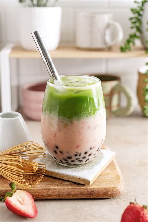 Strawberry Matcha Boba - Teak & Thyme