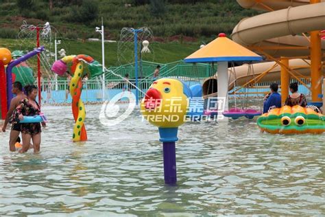 PVC Kids Recreation Spray Park Equipment / Purple Splash Park Equipment