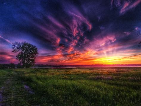 Prairie sunset | Smithsonian Photo Contest | Smithsonian Magazine