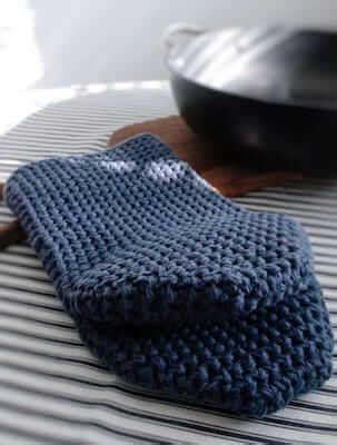 10 Crochet Oven Mitts Patterns - Crochet News