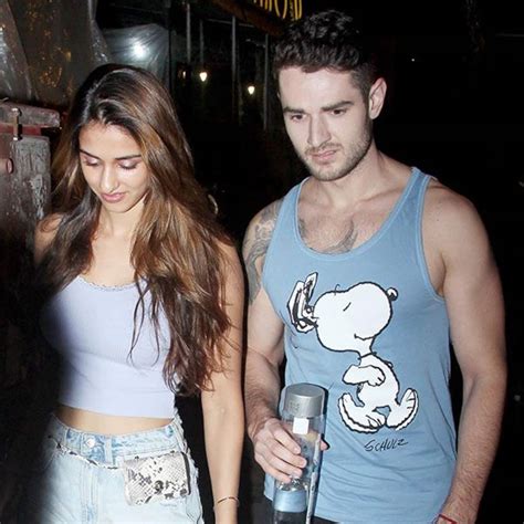 Disha Patani spotted with a mystery man sans Tiger Shroff, and we know who he is
