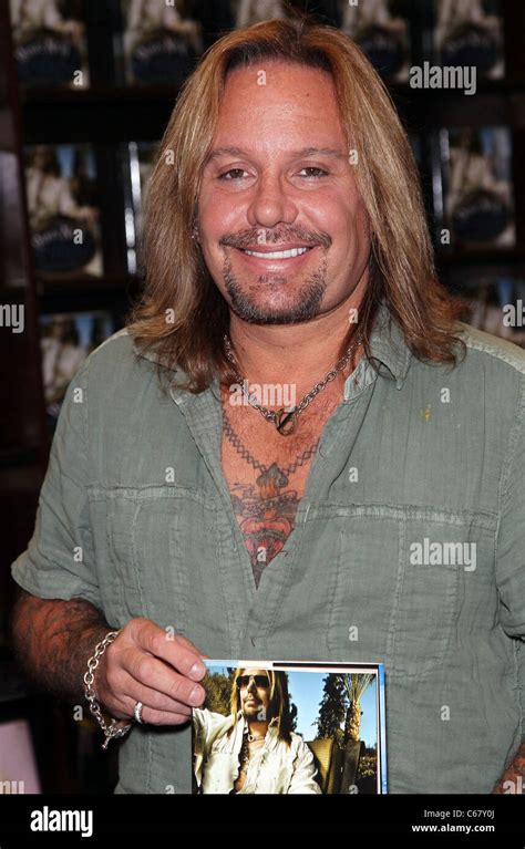 Vince Neil at in-store appearance for Vince Neil TATTOOS & TEQUILA Book ...