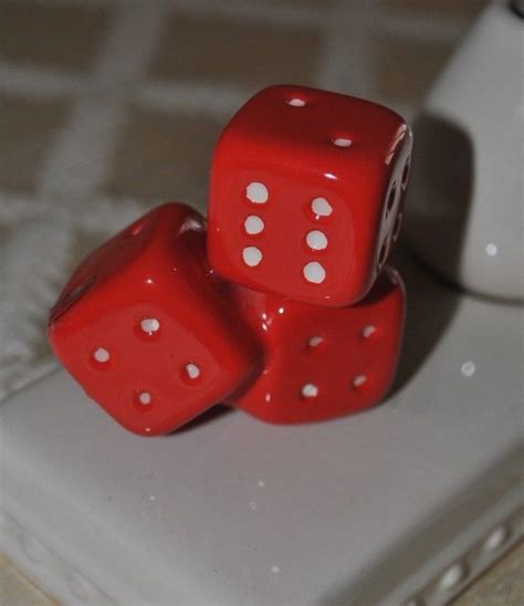 Retired Nora Fleming Mini BUNCO DICE A45 #norafleming | Nora fleming minis, Nora fleming, Bunco dice