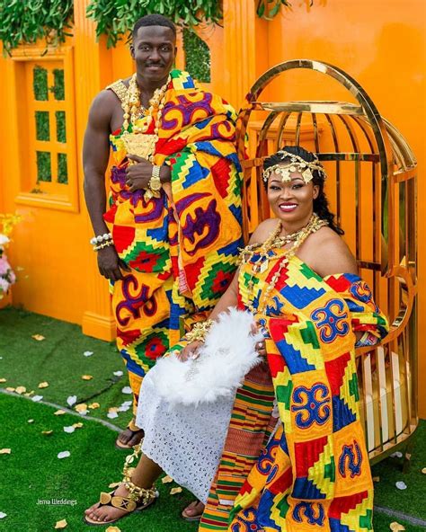 Tenue Mariage: Coutumier Tenue De Mariage Traditionnelle Ghaneenne