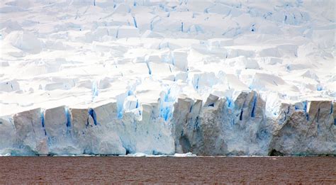 Antarctic ice shelf twice the size of Manhattan is about to break free