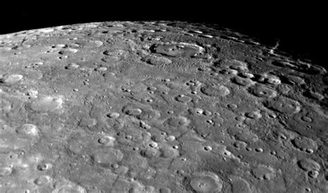 What is Mercury’s atmosphere like?