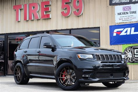 Jeep Grand Cherokee SRT Black Ferrada FR2 Wheel | Wheel Front