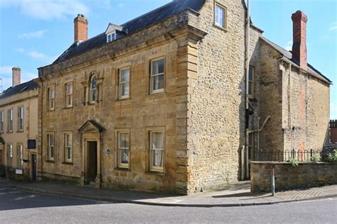 Crewkerne, Church St, 09 | House, now offices. Early C18. MA… | Flickr