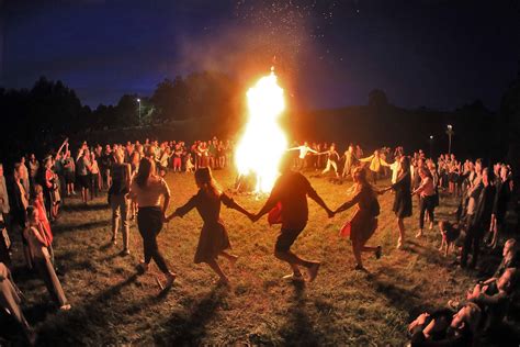 Summer solstice celebrations and traditions around the world | CNN