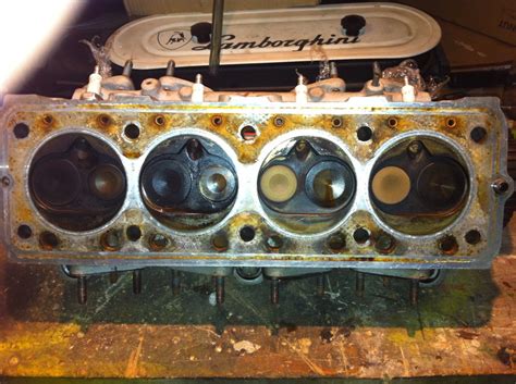 Rebuild Lamborghini Urraco Engine – Urraco