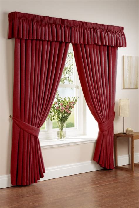 4 Tips To Decorate Beautiful Window Curtains Interior Design