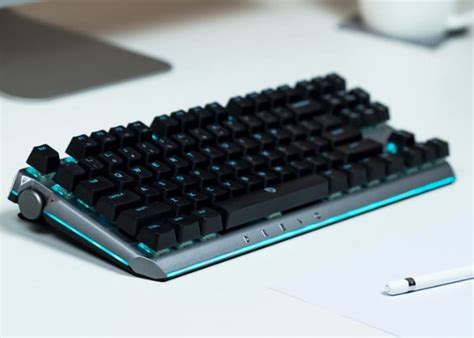 DREVO BladeMaster Programmable Keyboard - Geeky Gadgets