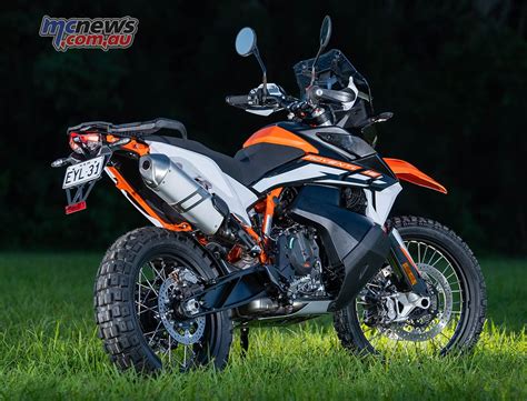 2021 KTM 890 Adventure R Review | Motorcycle Test | MCNews