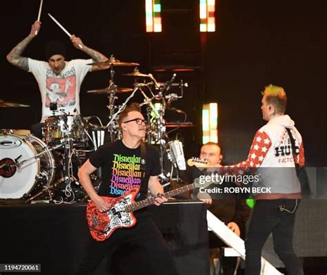 3,949 Blink 182 Concert Stock Photos, High-Res Pictures, and Images - Getty Images