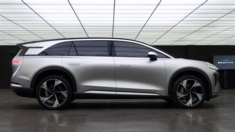 Lucid Gravity First Look: This Electric 3-Row SUV Is Better Than We ...