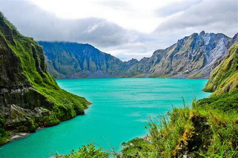 Mt. Pinatubo Crater Lake | Mt. Pinatubo’s crater-lake is stu… | Flickr