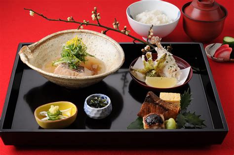 Kaiseki: an artful culinary tradition of Japan - fromJapan