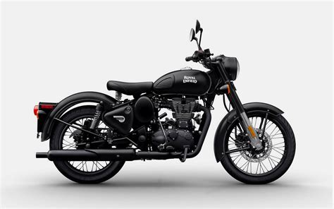 Royal Enfield Classic 500 Stealth Black | GearMoose