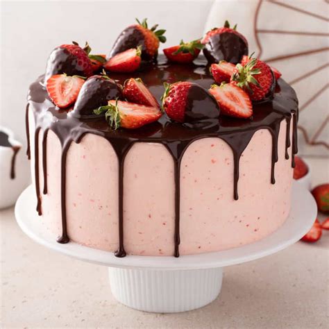 Chocolate Strawberry Cake - My Baking Addiction