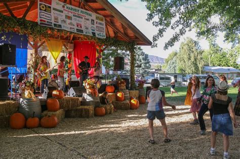 Best Fall Festivals In Colorado: Mountain Harvest Festival