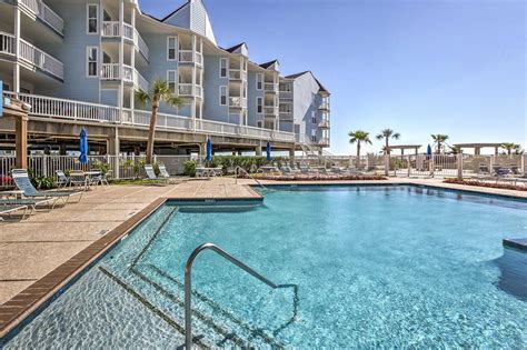 Beachfront Galveston Condo w/ Pool & Balcony! Has Balcony and Cable ...