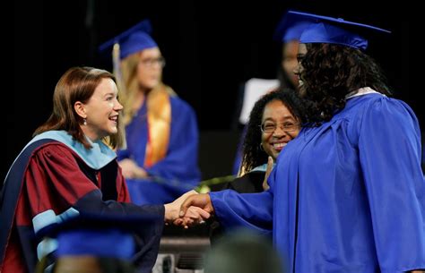 Photo Gallery: Rogers High School Graduation | Latest Headlines | tulsaworld.com