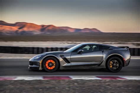 Feature Flick: Ignition Tests the 2015 Chevrolet Corvette Z06