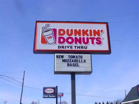 Dunkin' Donuts - Adams Signs & Graphics