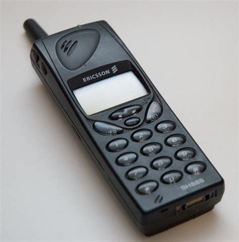 My first mobile phone, which I got in late 2001..... | Favorites ...