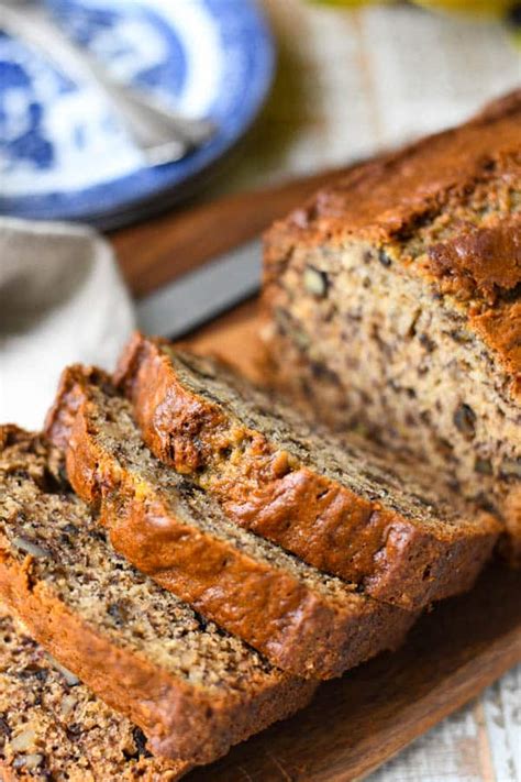 Banana Nut Bread Recipe Made With Oil | Deporecipe.co