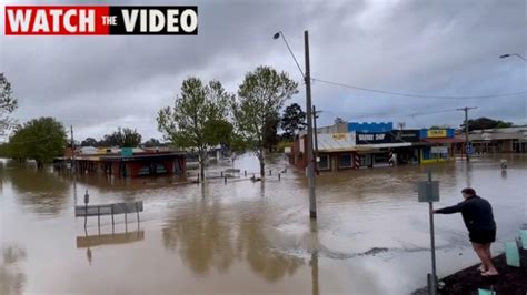 Seymour township is under flood waters | news.com.au — Australia’s ...