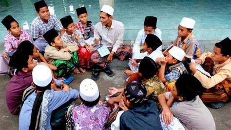 Learning Tolerance from Pesantren - Islami[dot]co