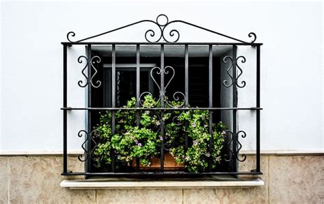 Remove bars from windows - gragka