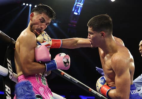 Xander Zayas gets Puerto Rican Day fight he long dreamed of