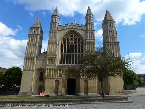 Rochester Cathedral, Summer || The Worm Hole